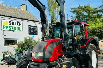 VALTRA N101 z turem QUICKE, 2013 rok, 4400 cm SISU 110 KM