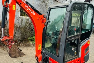 Kubota KX015-4, 2013 rok, dwie łyżki w komplecie 14kM